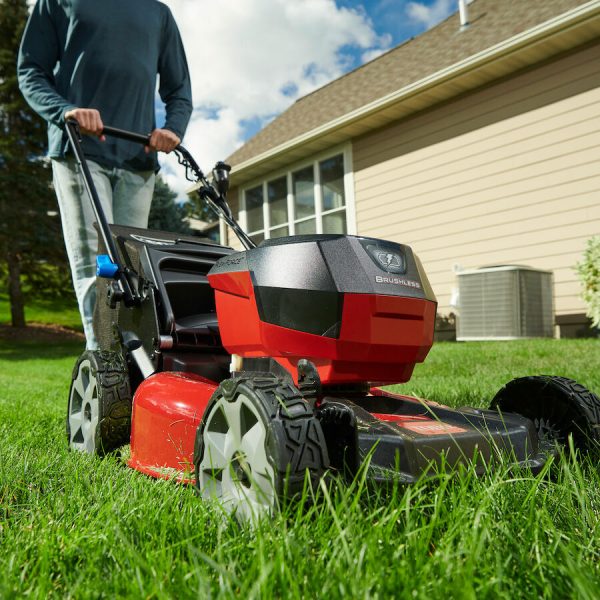 Toro 60V Max* 21" (53 cm) Recycler® Self-Propel w/SmartStow® Lawn Mower- Tool Only (21326T)