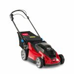 Toro 60V MAX* 21 in. (53 cm) Stripe® Self-Propelled Mower - 5.0Ah Battery/Charger Included (21620)