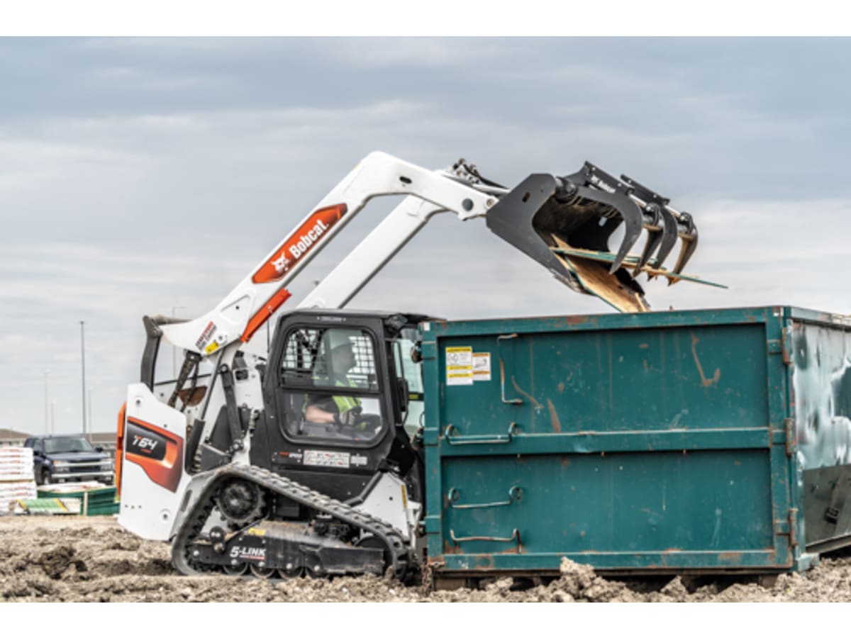 Bob Cat T64 Compact Track Loader