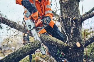 Husqvarna T542i XP® Battery chainsaw