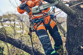 Husqvarna T542i XP® Battery chainsaw