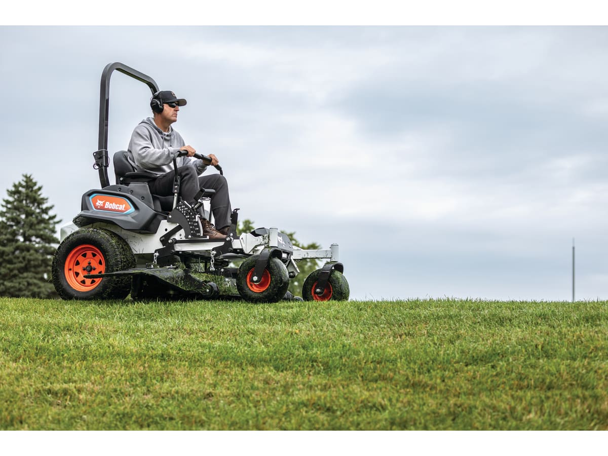 Bob Cat ZT6000e Electric Zero-Turn Mower