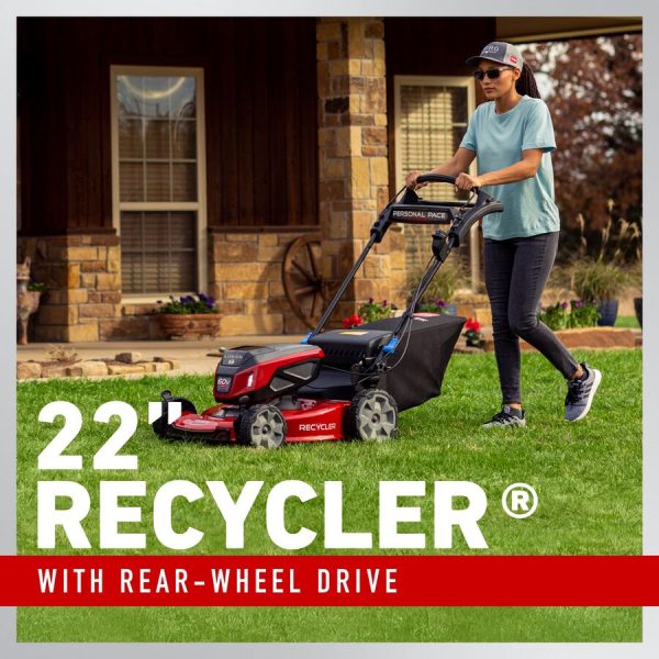 Toro 60V Max* 22 in. (56cm) Recycler® w/ Personal Pace® & SmartStow® Lawn Mower with 8.0Ah Battery (21469)